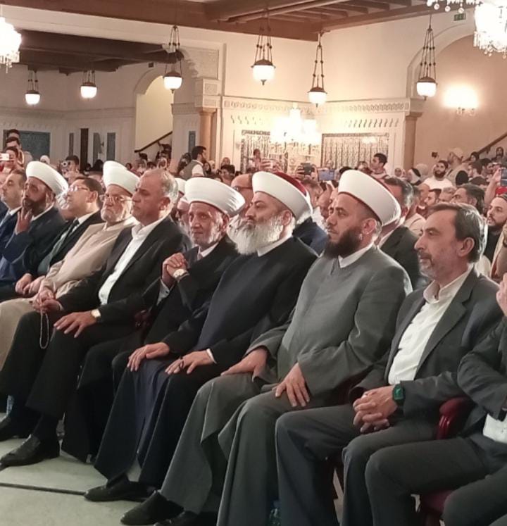 احتفال حاشد بذكرى مولد النبوي الشريف في مسجد محمد الأمين وسط بيروت